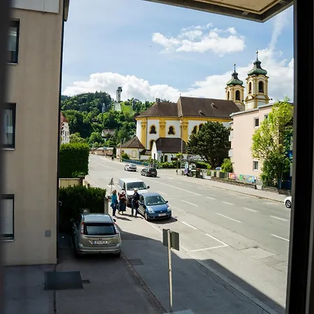 Noas Bergisel Apartman Innsbruck